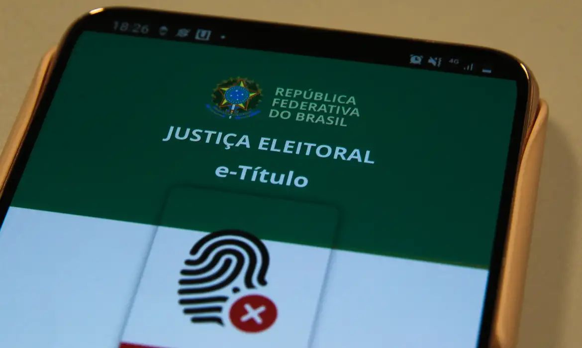 Eleitor precisa baixar e-Título até hoje (05) de outubro