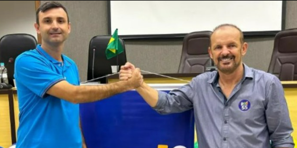Prefeito e vice de Moreira Sales são afastados dos cargos após notificação de cassação.