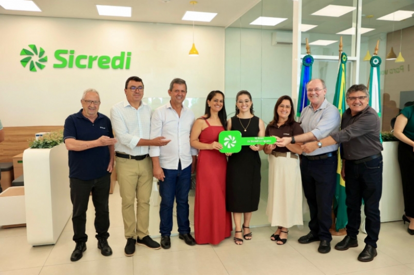Sicredi Vale do Piquiri Abcd PR/SP reinaugura agência em Iguatu (PR)