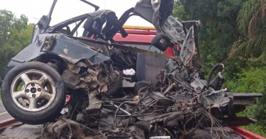 Colisão na BR-476 mata motorista de 31 anos em São Mateus do Sul.