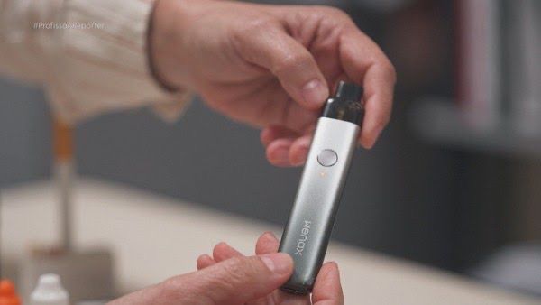 Vapes: usuários podem perder a voz por danos às cordas vocais; especialista alerta para os riscos.