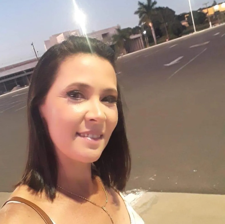 Mulher morta a facadas pelo ex-marido em Paranavaí pediu medida protetiva em 2022.