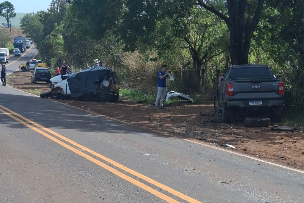 Homem morre em grave colisão frontal na PR-180, em Goioerê.