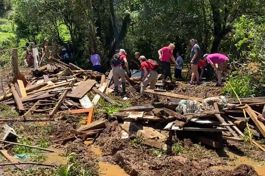 Corpo de Bombeiros encontra menina desaparecida em General Carneiro